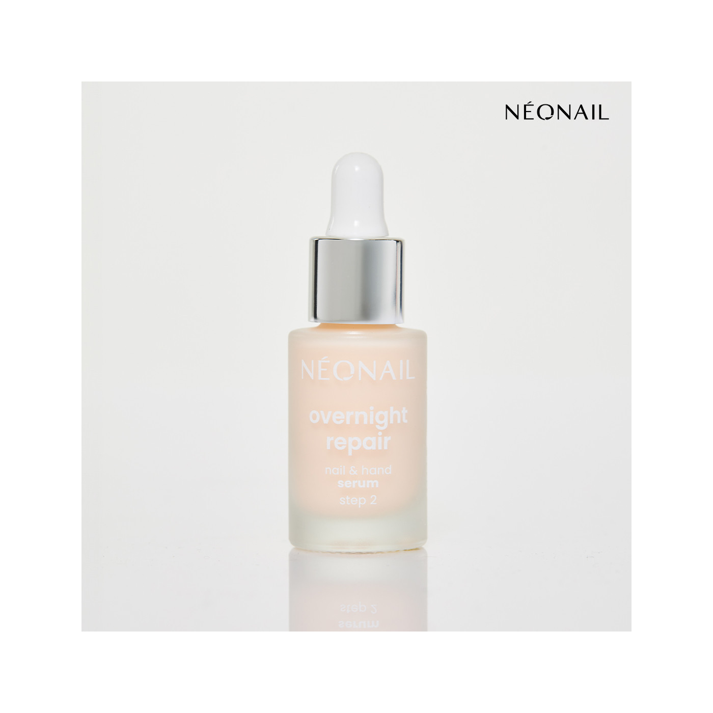 Siero per cuticole e unghie Overnight Repair Nail and Hand Serum